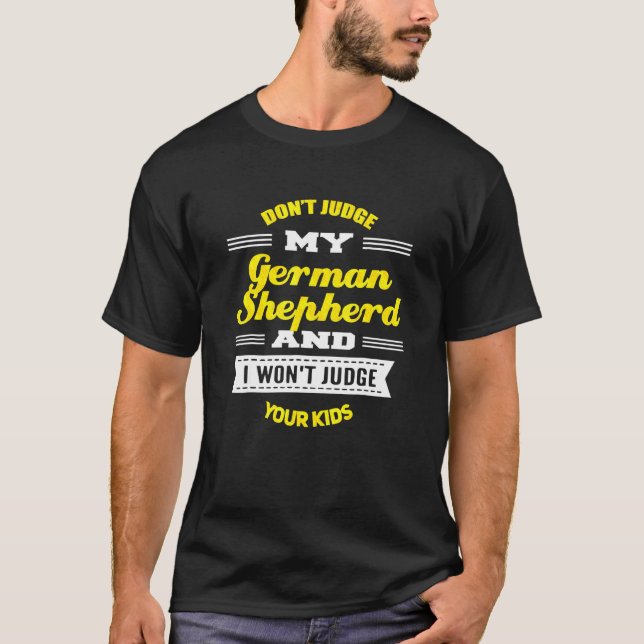Novelty German Shepherd T-Shirt (Vorderseite)
