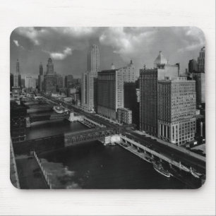 November 1939:  Die Stadt von Chicago Mousepad