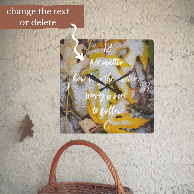 November-Wald: Gelbe Blätter unter dem Schnee Quadratische Wanduhr (Von Creator hochgeladen)