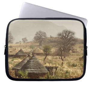Nuba-Berge, Nugera-Dorf Laptopschutzhülle