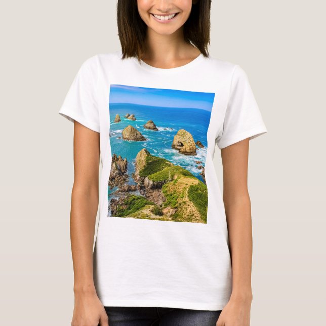 Nugget Point Inseln, Neuseeland T-Shirt (Vorderseite)