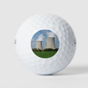 Nuklearer Power Pflanze Kühltürme Golfball