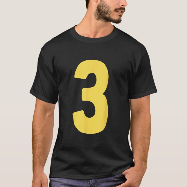 Number 3 big and bold in yellow  T-Shirt (Vorderseite)