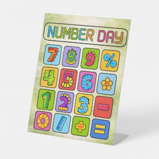 Number Day Math Icons Calculator Design Sockelschild