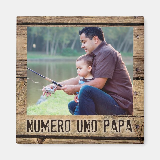 Numero Uno Papa im rustikalen, holzGerahmten Foto Magnet (Vorne)