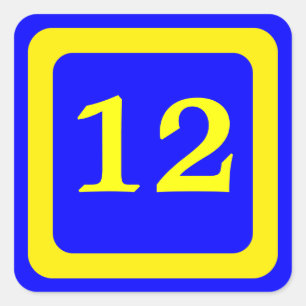 Nummer 12, blauer Hintergrund, gelber Rahmen Quadratischer Aufkleber