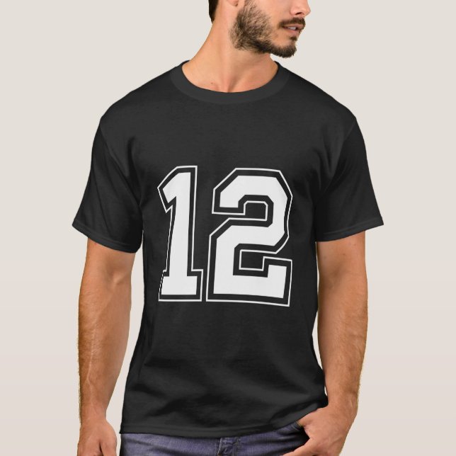 Nummer 12 Pullover Hoodie (Vorderseite)