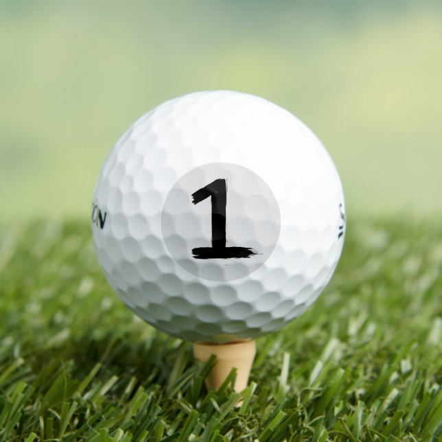 Nummer 1 Srixon Soft Feel 13 Golfball (Insitu T-Shirt)
