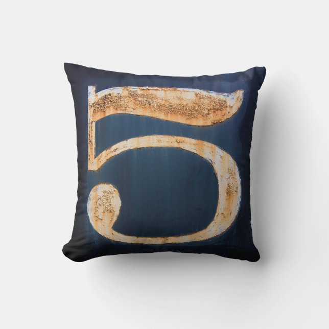 Nummer 5 kissen (Vorderseite)