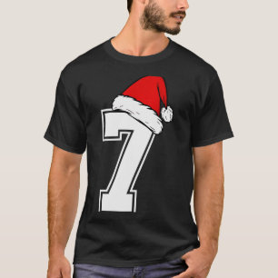 Nummer 7 passend zu Six Seven 6 7 Meme 6 7 Weihnac T-Shirt