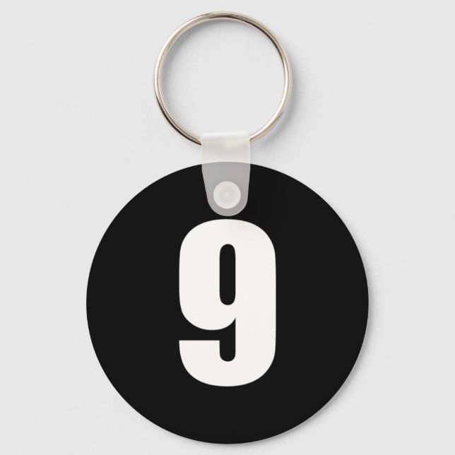 Nummer 9 in Weiß auf Schlüsselanhänger mit schwarz (Vorderseite)