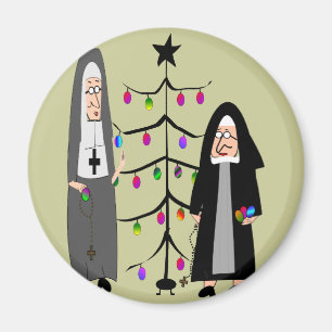 Nun Geschenke "Decoration the Christmas Tree" Magnet