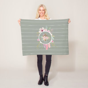 Nun Ordination Gift - Personalisiertes Blumenkreuz Fleecedecke