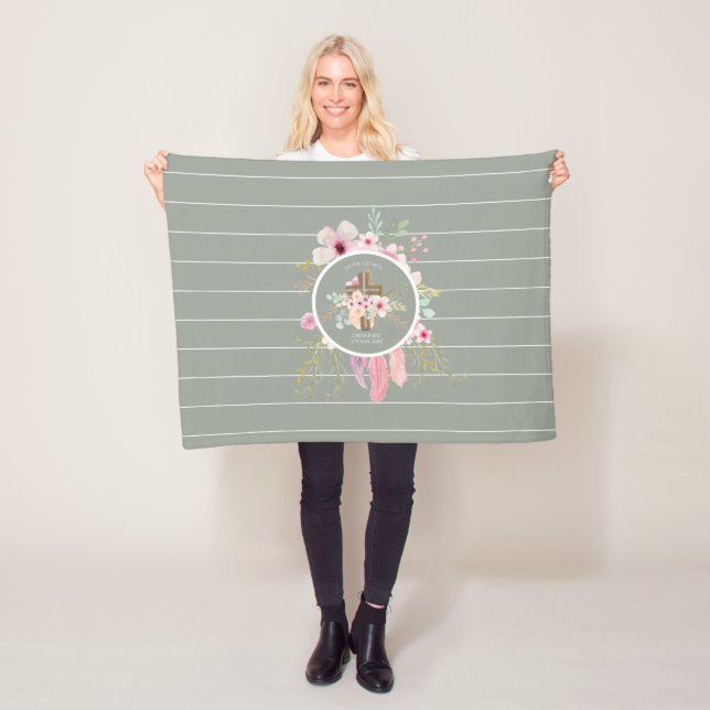 Nun Ordination Gift - Personalisiertes Blumenkreuz Fleecedecke (Beispiel)