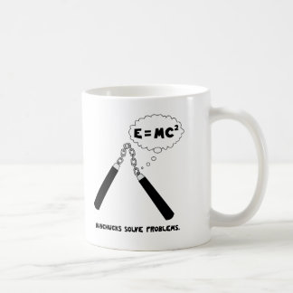 Nunchucks lösen Probleme Tasse