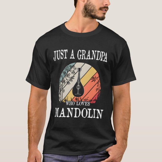 Nur ein Großvater, der ein Geschenk von Mandoline  T-Shirt (Vorderseite)