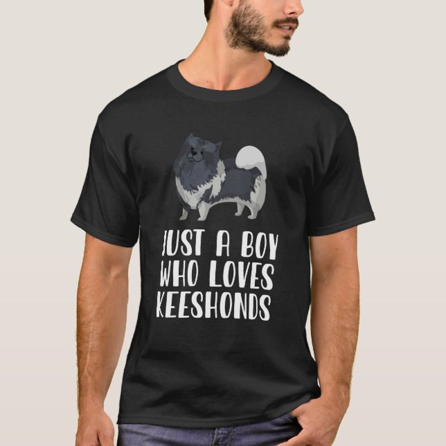 Nur ein Junge, der Keeshonds Liebe T-Shirt (Vorderseite)