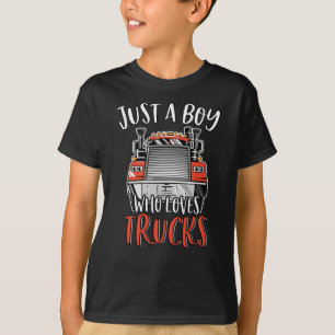 Nur ein Junge, der LKWs Semi Truck 18 Wheeler Lieb T-Shirt