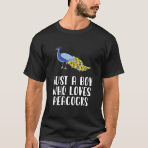 Nur ein Junge, der Peacocks Liebe T-Shirt