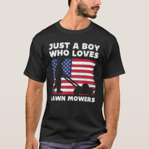 Nur ein Junge, der Rasenmäher Gartenarbeit Mähen l T-Shirt