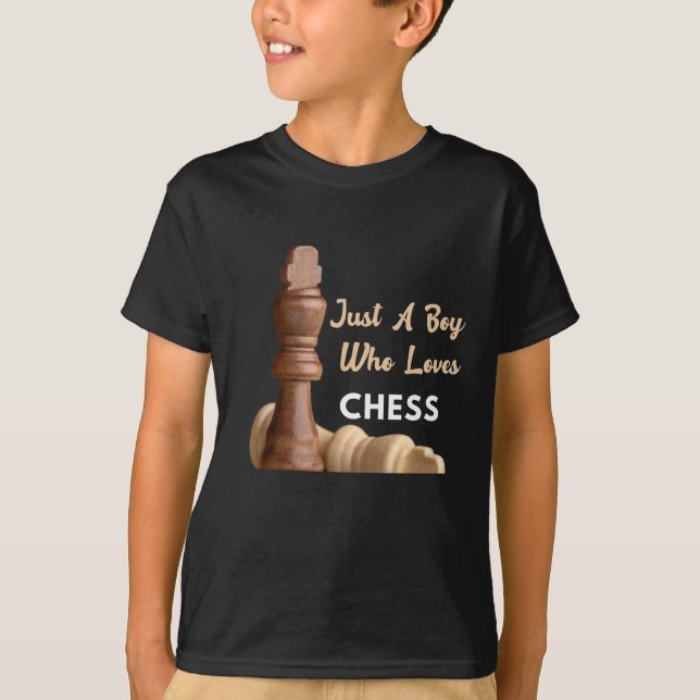 Nur ein Junge, der Schach Liebe T-Shirt (Vorderseite)