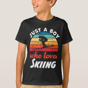 Nur ein Junge, der Skifahren liebt, Kinder Skifahr T-Shirt