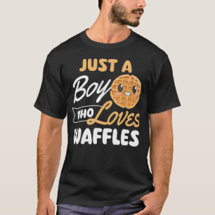 Nur ein Junge, der Waffeln liebt - Waffelliebhaber T-Shirt