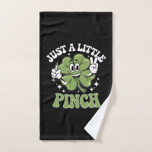 Nur ein kleiner Kniff Krankenschwester St. Patrick Handtuch