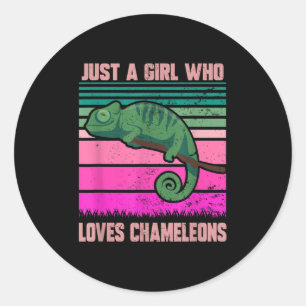Nur ein Mädchen, das Chameleons Funny Quote Lizar Runder Aufkleber