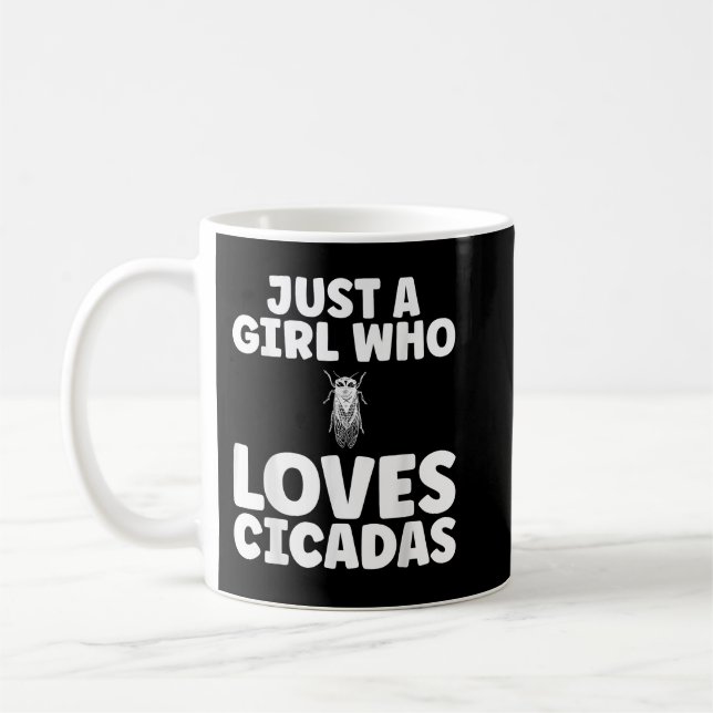 Nur ein Mädchen, das Cicadas Lieben Kaffeetasse (Links)