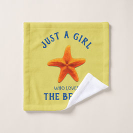 Nur ein Mädchen, das den Strand Liebe Waschlappen