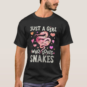 Nur ein Mädchen, das die schlanke Silhouette Liebe T-Shirt