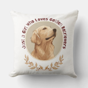 Nur ein Mädchen das Golden Retriever liebt Kissen