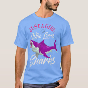 Nur ein Mädchen, das Haie Liebe488 T-Shirt