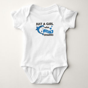 Nur ein Mädchen, das Haie Liebe, ein lustiger Hai Baby Strampler