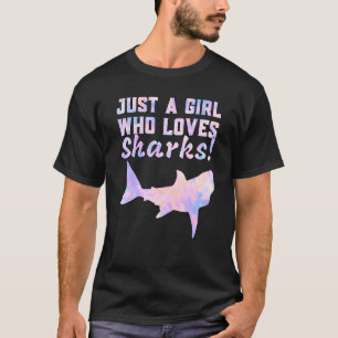 Nur ein Mädchen, das Haie Liebe Ozeanfisch Regenbo T-Shirt