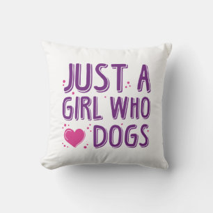 Nur ein Mädchen, das Hunde Kissen