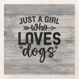 Nur ein Mädchen, das ihren Hund-Untersetzer Liebe Glasuntersetzer