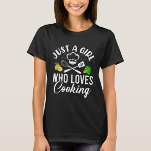 Nur ein Mädchen, das Kochen liebt, Chef Hut Schnee T-Shirt
