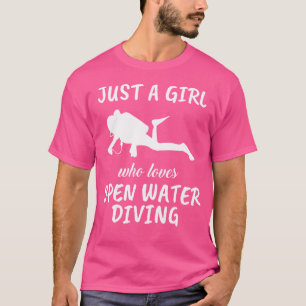 Nur ein Mädchen, das Liebe Open Water Divi Tauchsc T-Shirt