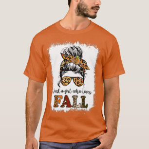 Nur ein Mädchen, das Lieben fallen Pumpkin Boots F T-Shirt