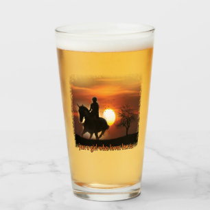 nur ein Mädchen, das Lieben Pferd Glas