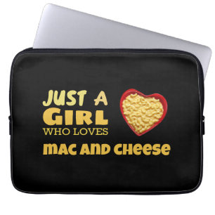 Nur ein Mädchen, das Mac und Käse Liebe Laptopschutzhülle