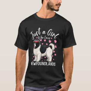 Nur ein Mädchen, das Neufundländer-Hunde-Frauen un T-Shirt