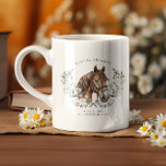 Nur ein Mädchen, das Pferde Lieben | Monogramm Kaffeetasse<br><div class="desc">Das personalisierte Design. Diese Tasse sind das ideale Geschenk für Pferdefreunde und Rodeköniginnen. Fügen Sie diesem Design Ihre benutzerdefinierte Formulierung hinzu, indem Sie die "Diese Vorlage bearbeiten"-Felder auf der rechten Seite des Elements verwenden, oder klicken Sie auf die blaue Schaltfläche "Anpassen", um den Text anzuordnen, die Schriftart und Farben zu...</div>