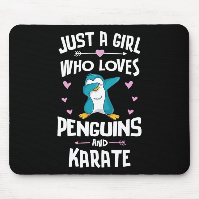 Nur ein Mädchen, das Pinguine und Karate-Geschenkw Mousepad (Vorne)