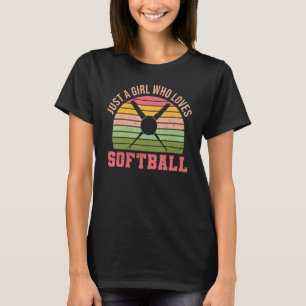 Nur ein Mädchen, das Softball Liebe, setzt Softbal T-Shirt