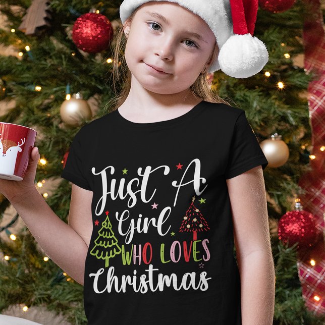 Nur ein Mädchen, das Weihnachts-T - Shirt Lieben (Von Creator hochgeladen)
