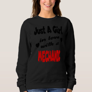 Nur ein Mädchen in Liebe mit einem Mechanismus Sweatshirt