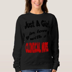 Nur ein Mädchen in Liebe mit einer klinischen Kran Sweatshirt